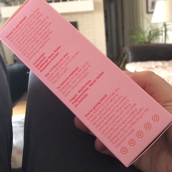 Kiramoon Silkie Cleanser Non-Drying + Removes Makeup - Picture 10 of 11